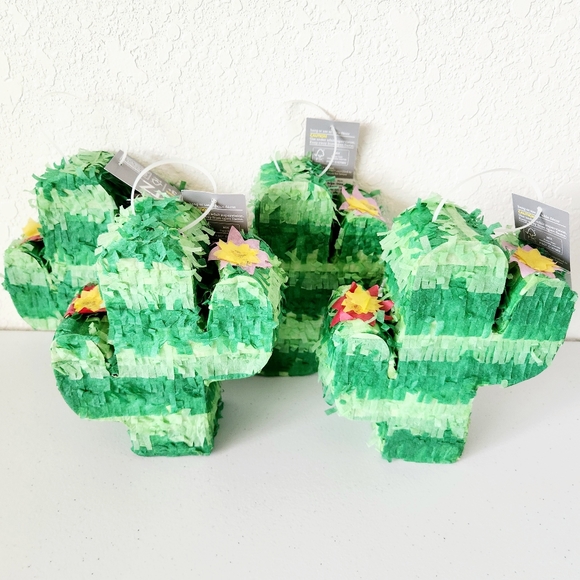 4PCS Spritz 6" Mini Cactus Piñatas - Picture 3 of 9